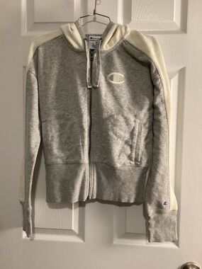 Champion Light Gray Zip Hoodie with Cream Accent